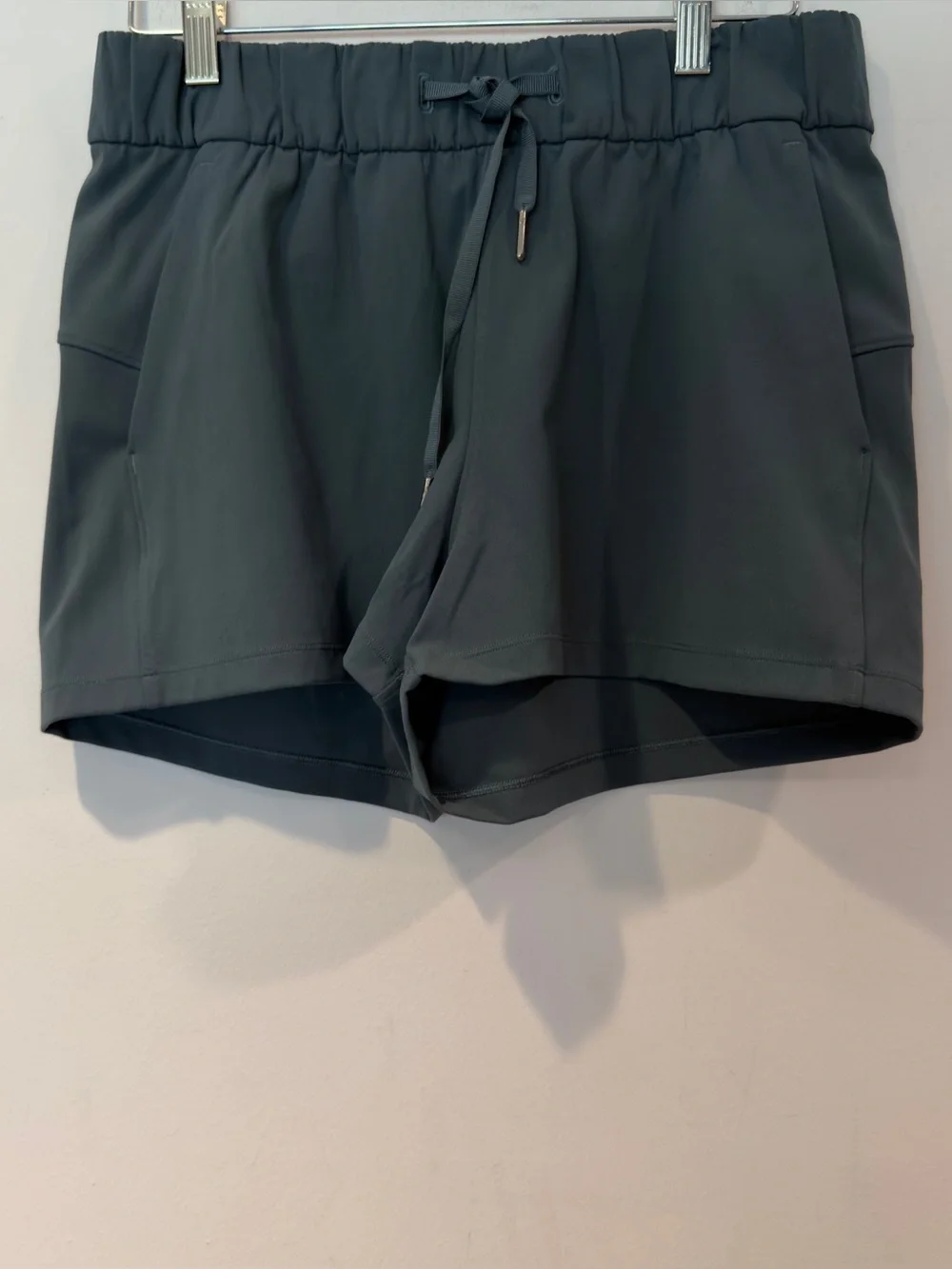 Lululemon On The Fly Short 3'' in Dark Forest Green